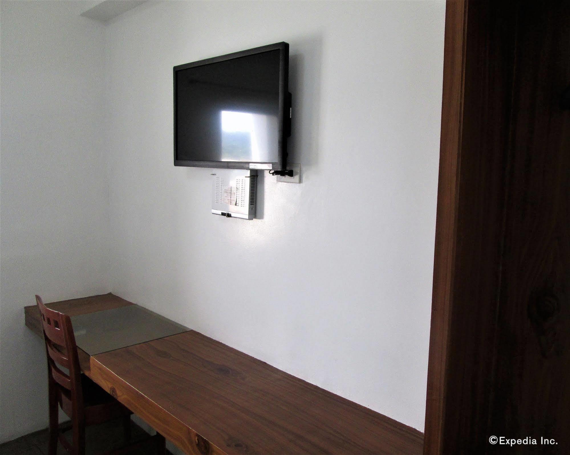 G-Galyx Inn Hotel Cagayan de Oro Bagian luar foto